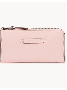 🆕-Longchamp Leather 3/4 Zip Continental
Wallet- Light Pink